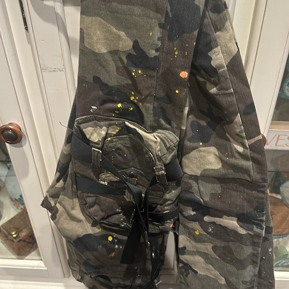 Unisex Custom Handmade Camo Stack Jeans - Size 28 in the waist. - Picture 3 of 6